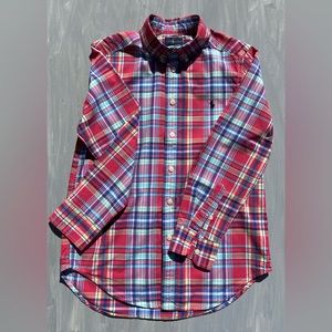 Great condition and colors, boys button collar dress shirt!